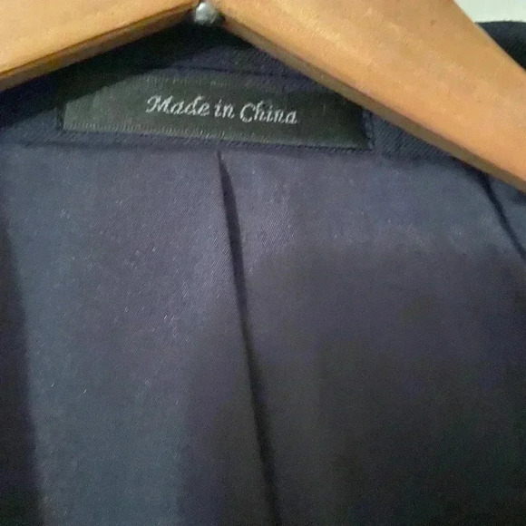 Lauren by Ralph Lauren men’s black suit coat. - Picture 2 of 8